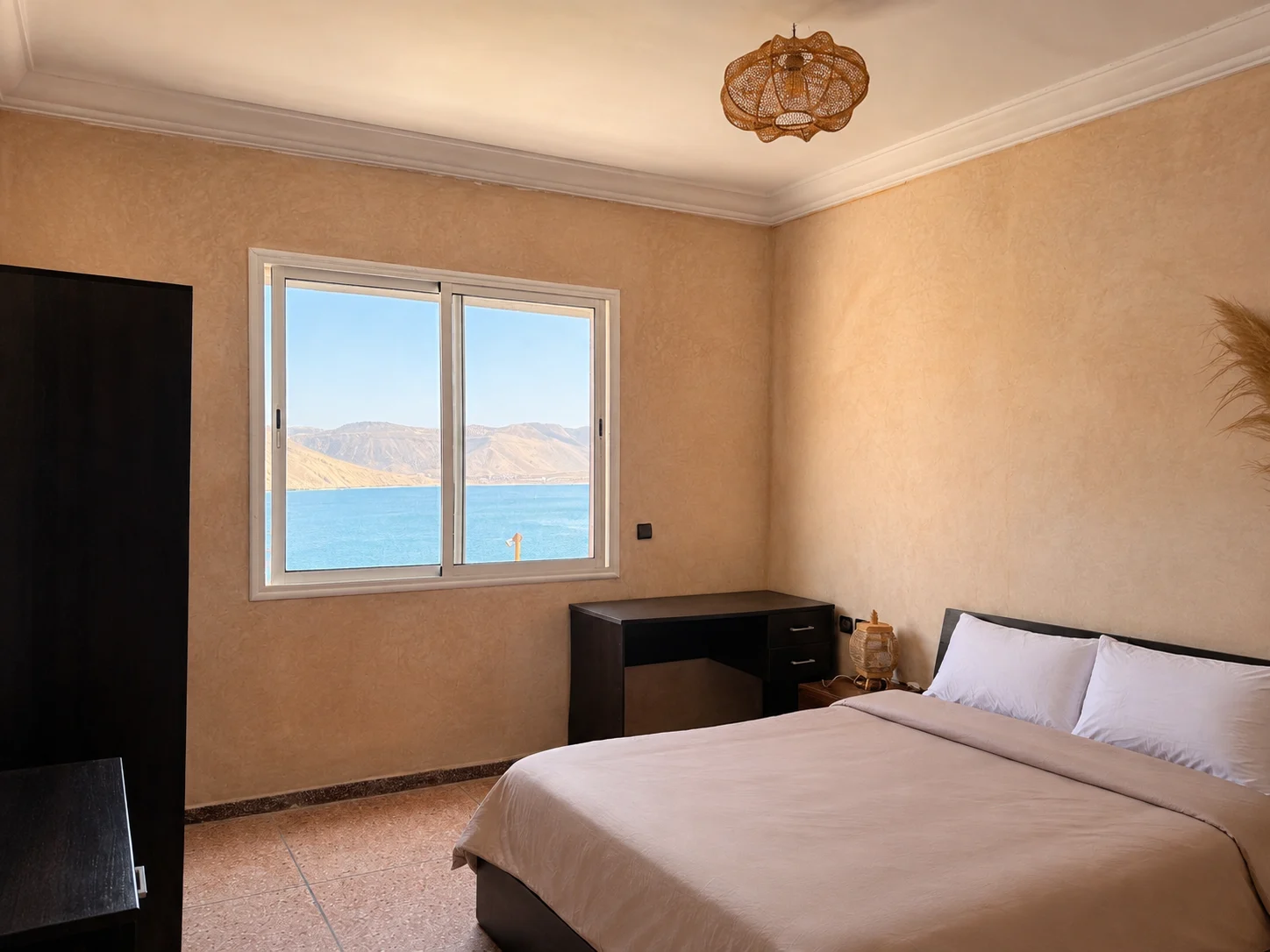 Suite · the bed and the window